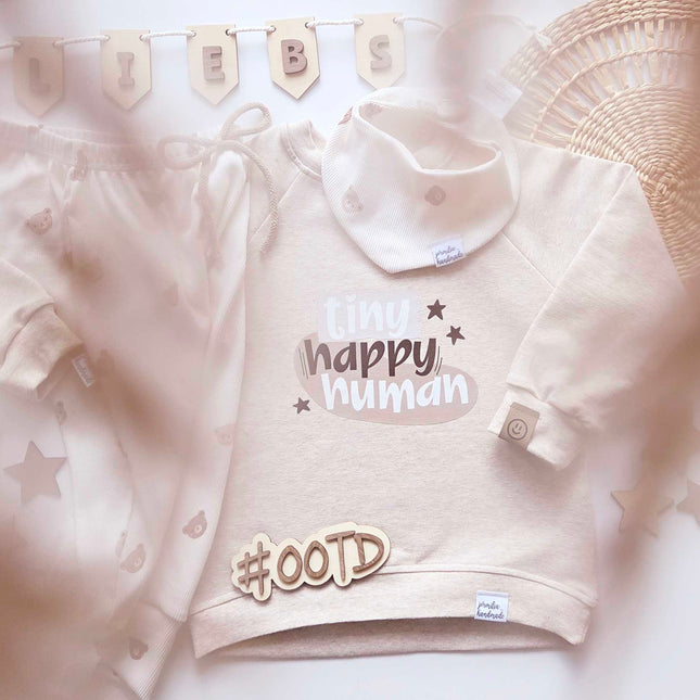 VB - Tiny happy human braun