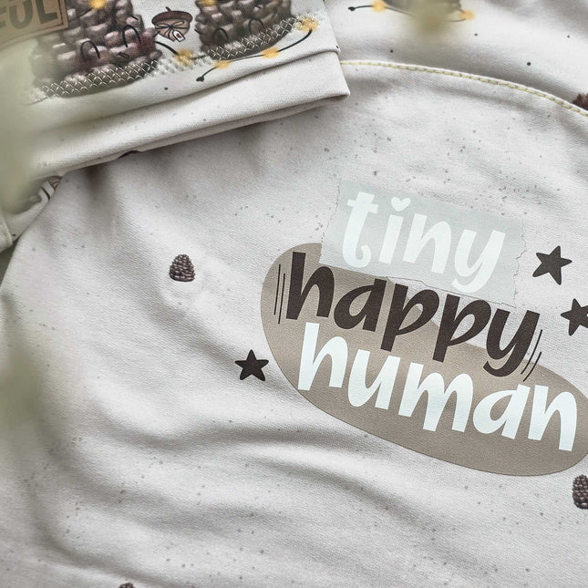 VB - Tiny happy human braun