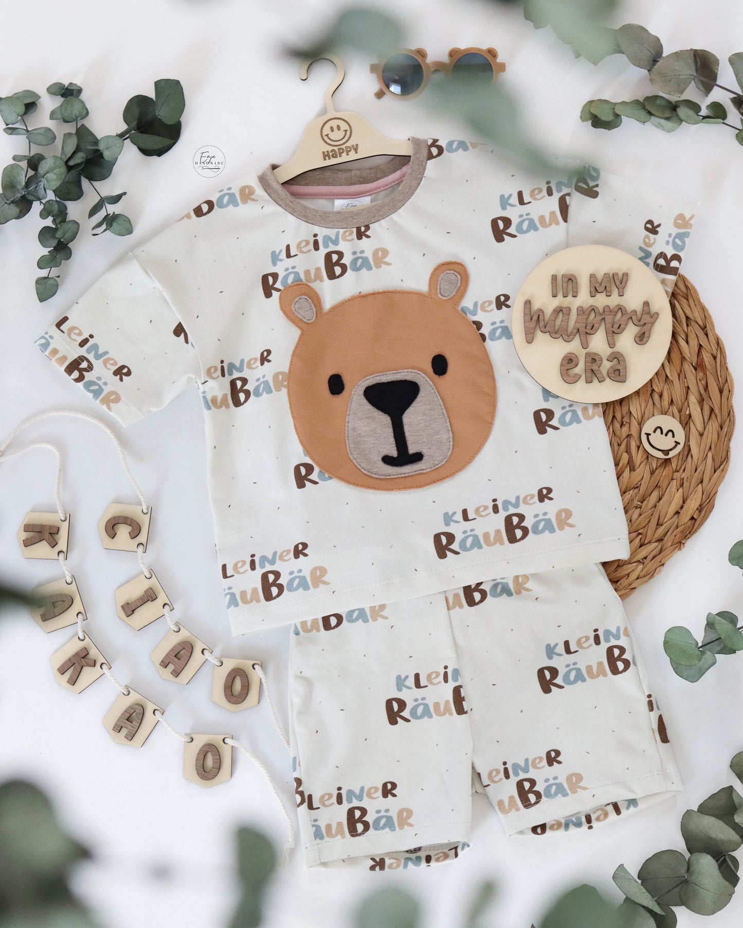 Flatlay Set - Happy