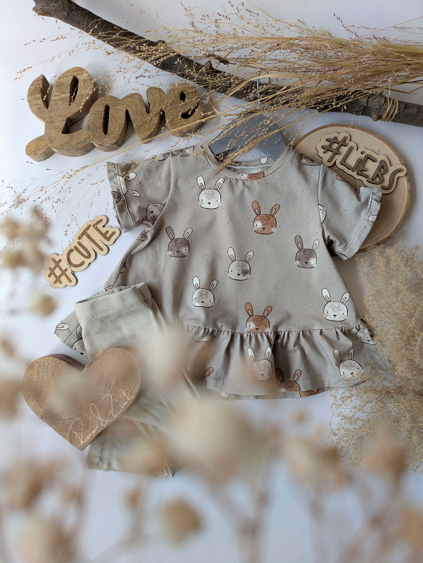 Schild - #CUTE graviert