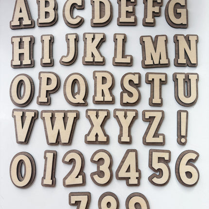 Alphabet College dunkel
