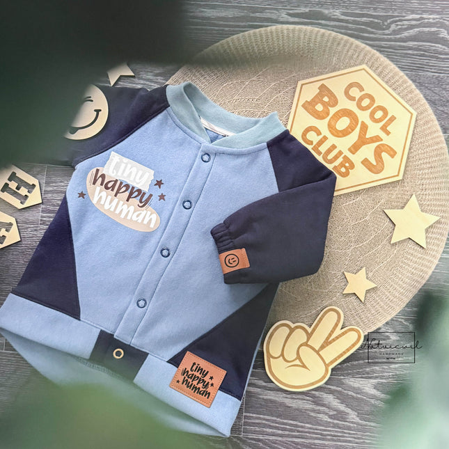 VB - Tiny happy human braun