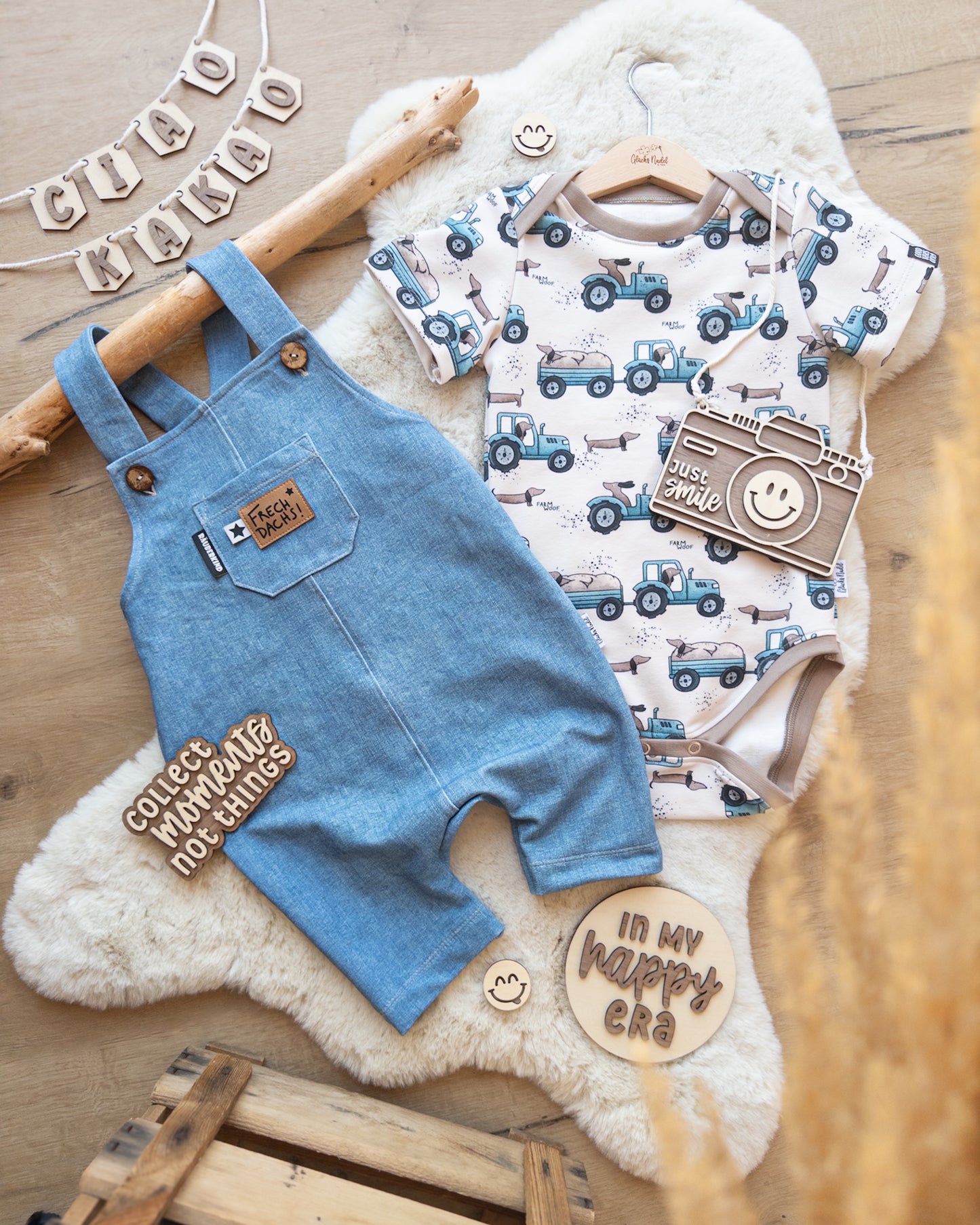 Flatlay Set - Happy